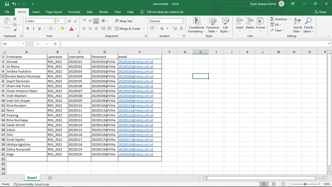 Format Menambahkan user moodle via Excel